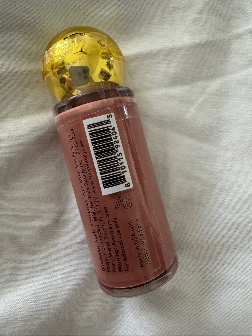TRULY Glazed Donut Luxury Lip Oil - Peachy Nude with Gold Cap - Picture 2 of 2